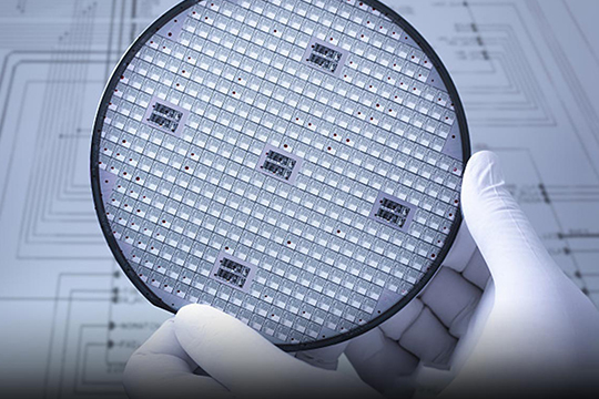 全自動接近式光刻機的“三高”